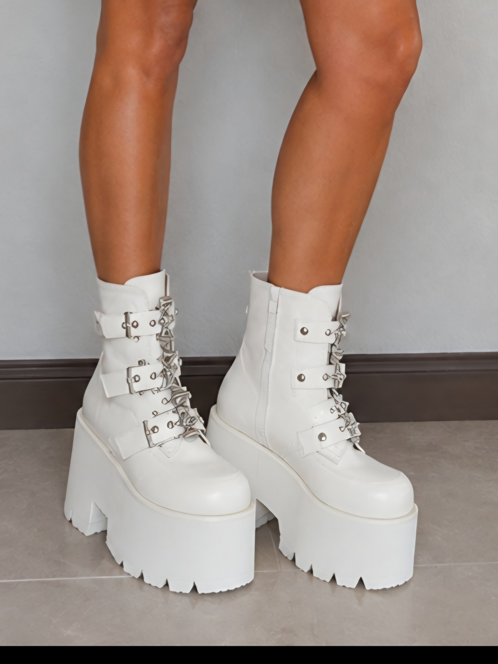 NWT Demonia white platform boots w silver buckles & spikes Sz 6